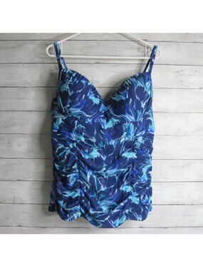 Mazu Swim Women's Tankini Top Plus Size 20W Blue Floral Underwire